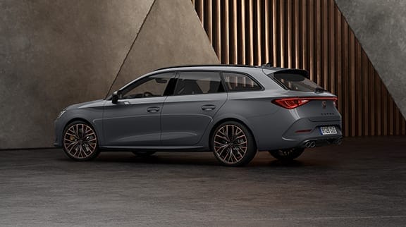 new CUPRA Leon Sportstourer ehybrid family sports car in graphene grey colour specifications