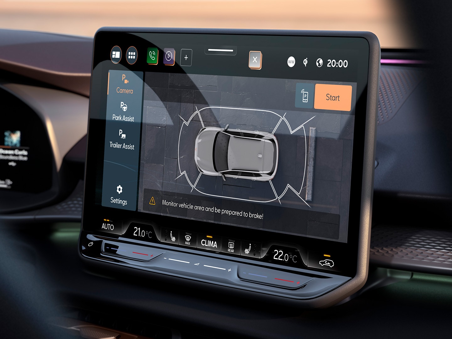 CUPRA Terramar detaļas, izceļot Top View kameras funkcijas, Travel Assist un inteliģento stāvvietas palīgsistēmu.