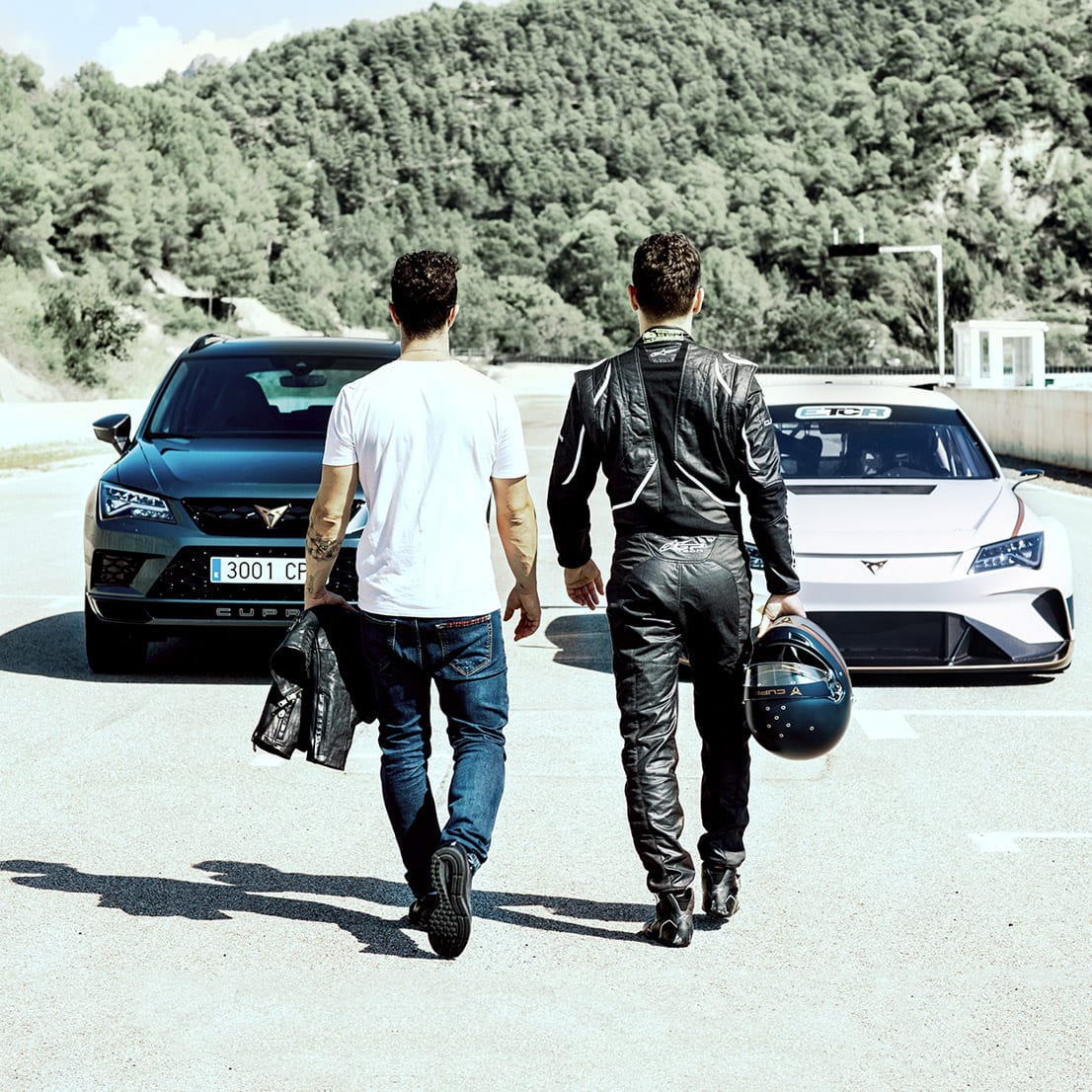 Andrea Dovizioso and Jorge Lorenzo in front of CUPRA Ateca and CUPRA e-Racer